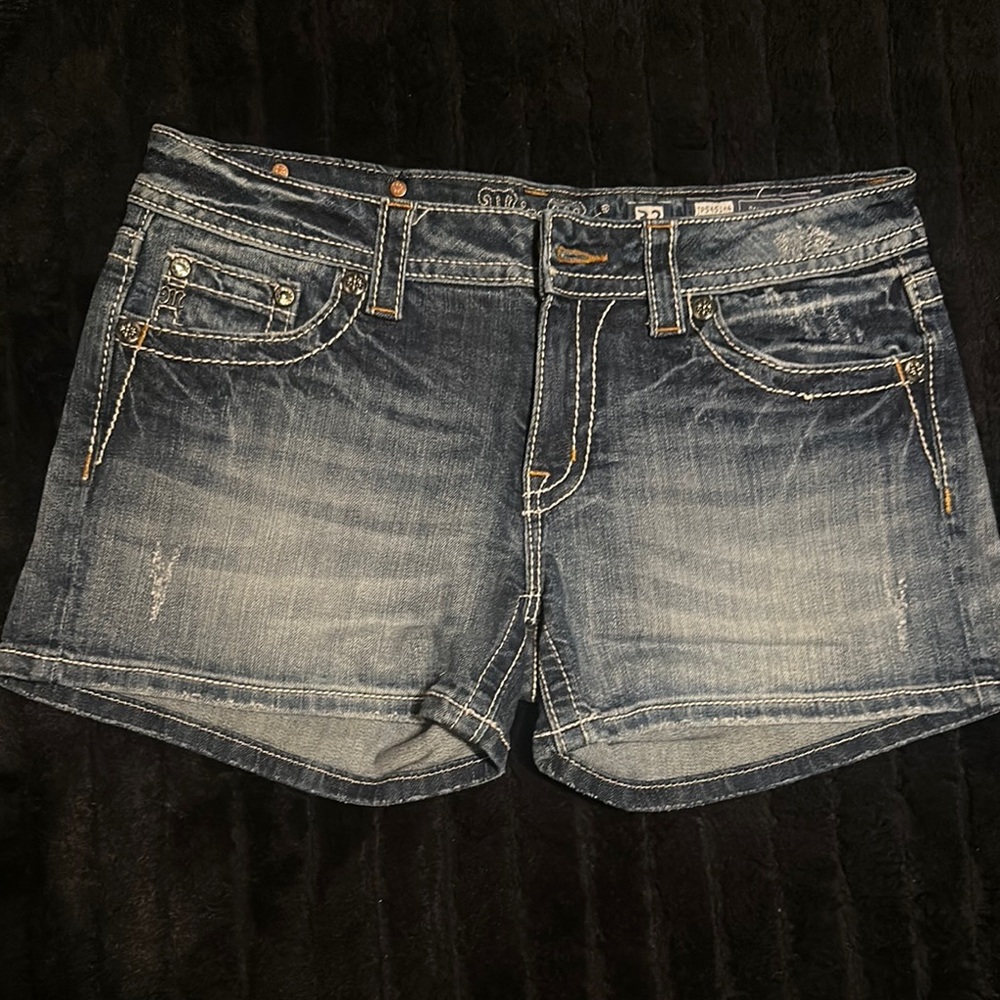 Stylish Blue Denim Women's Shorts